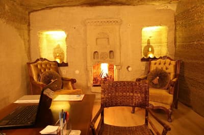 Unicorn Cave Hotel