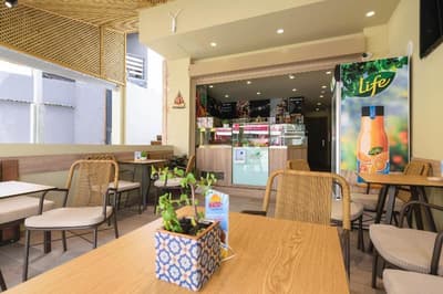 Mouria Studios & Apartments