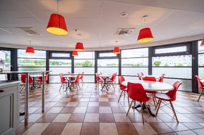 B&B HOTEL Calais Terminal Cité Europe 3 étoiles