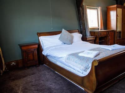 Old Crown Hotel