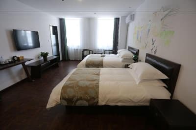 Nostalgia Hotel (Zhangjiakou)