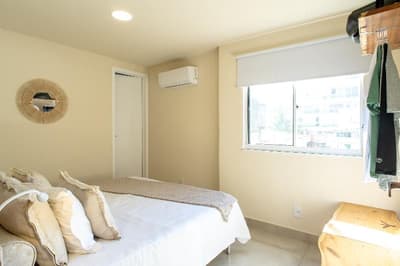 Longboard Paradise Suites