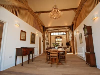 Creeksea Place Barns