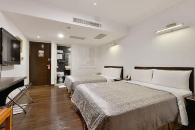Kaja Hotel