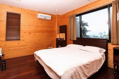 Celebrity Villa