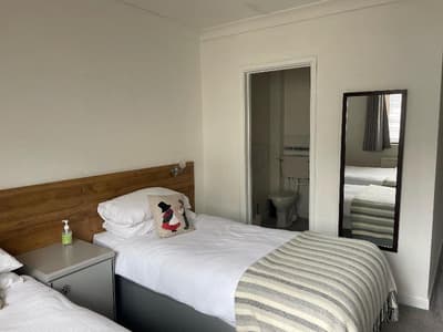 Salutation Inn