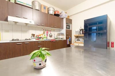 Dan Dan House