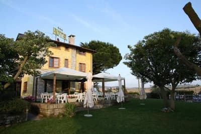 Tenuta La Lupa Country Hotel