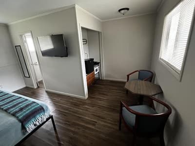 The Cedar Motel