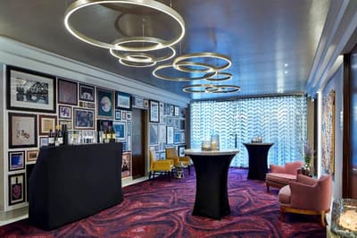 The Del Monte Lodge Renaissance Rochester Hotel &