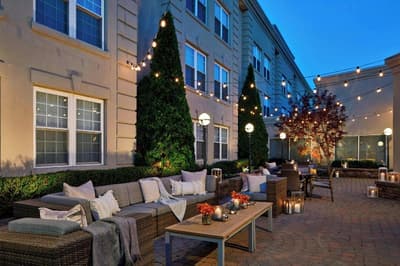 The Del Monte Lodge Renaissance Rochester Hotel &