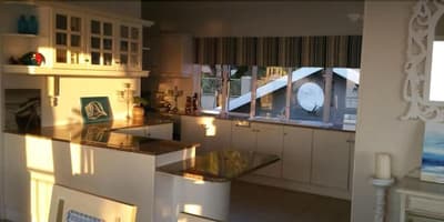 Acacia Crescent Seaview Manor