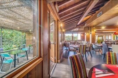 Les Cabanes De La Maison Rouge