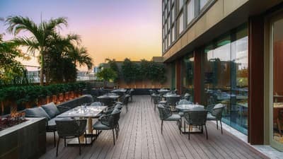 Courtyard By Marriott Ahmedabad Sindhu Bhavan Road