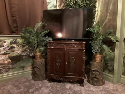 Lions Gate Manor Bed And Breakfast