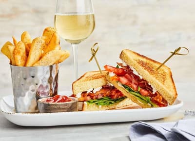 Courtyard By Marriott Boston Andover