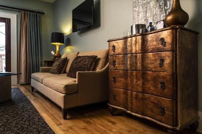 Hotel Broad Ripple Llc