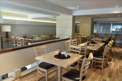 Ephira Hotel