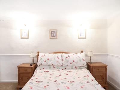 The Willow Restaurant & Cottages