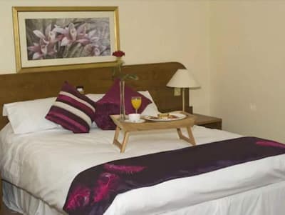 Charlemont Arms Hotel