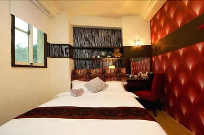 Lovers Hot Spring B&B