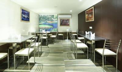 Treebo Trend C Plaza