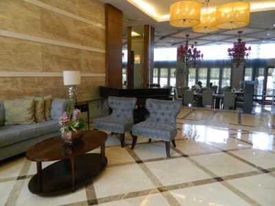 The Avenue Plaza Hotel