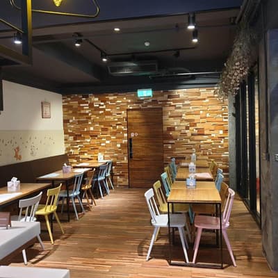 Slow Wow Hot Spring Hotel