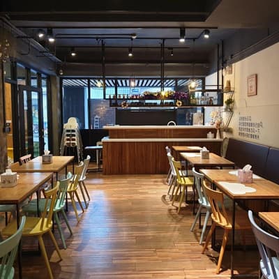 Slow Wow Hot Spring Hotel