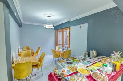 Garth Of Balat Hotel