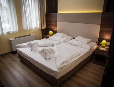 Hotel Jade