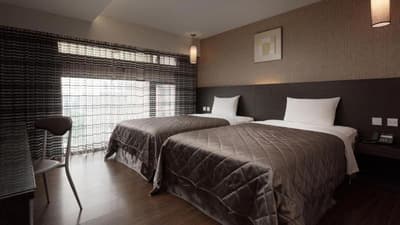 Fine Hotel
