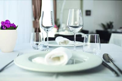 Santiny Hotel & Restaurant