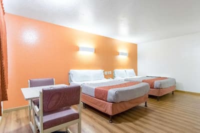 Motel 6 Orange, CA - Anaheim