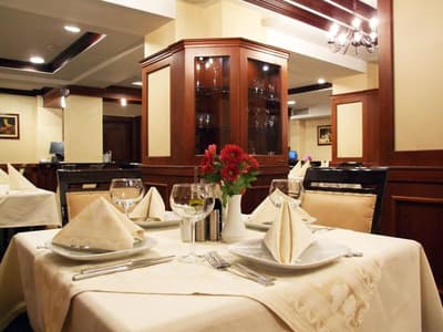 Shiroka Laka Hotel