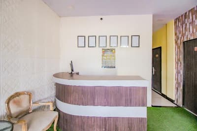 SPOT ON 90259 Apollo Inn