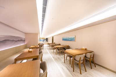 Ji Hotel (Xi'an Bell Tower, East Street)