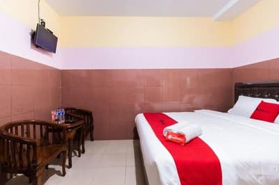 Formerly RedDoorz Plus @ Jalan Gatot Subroto Medan