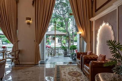 Golden Tree Hotel & Apartment by ZUZU