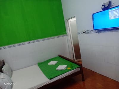 Hoang Dung Hotel by ZUZU