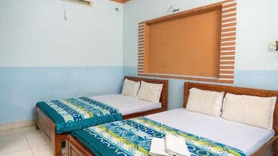 Viet Hung 8 Hotel by ZUZU