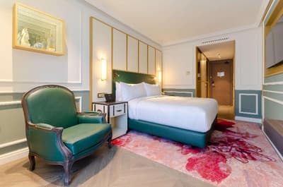 The Emerald House Lisbon, Curio Collection by Hilt