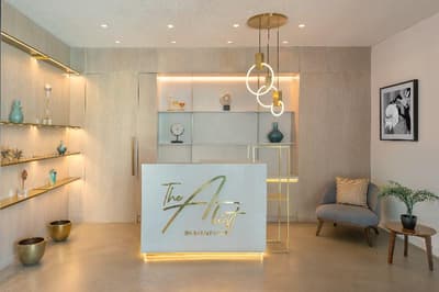 The Wb Abu Dhabi, Curio Collection By Hilton