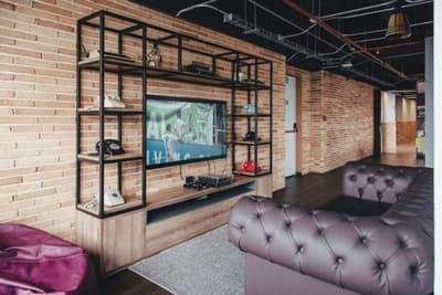 Spotty Hostels