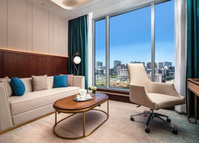 Blossom Hotel Houston, Curio Collection by Hilton