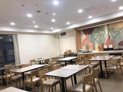 Hanting Hotel (Haiyan Xinqiao North Road)