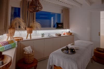 Apeiron Blue Santorini