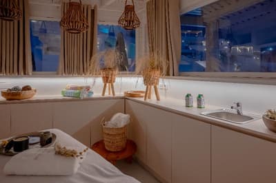 Apeiron Blue Santorini