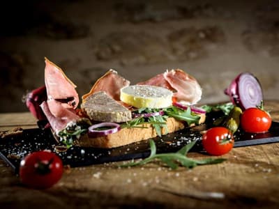 Logis Domaine De La Rhonie