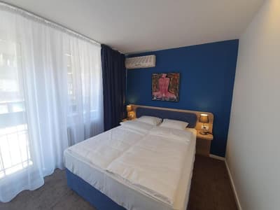 Premium Crown Suites